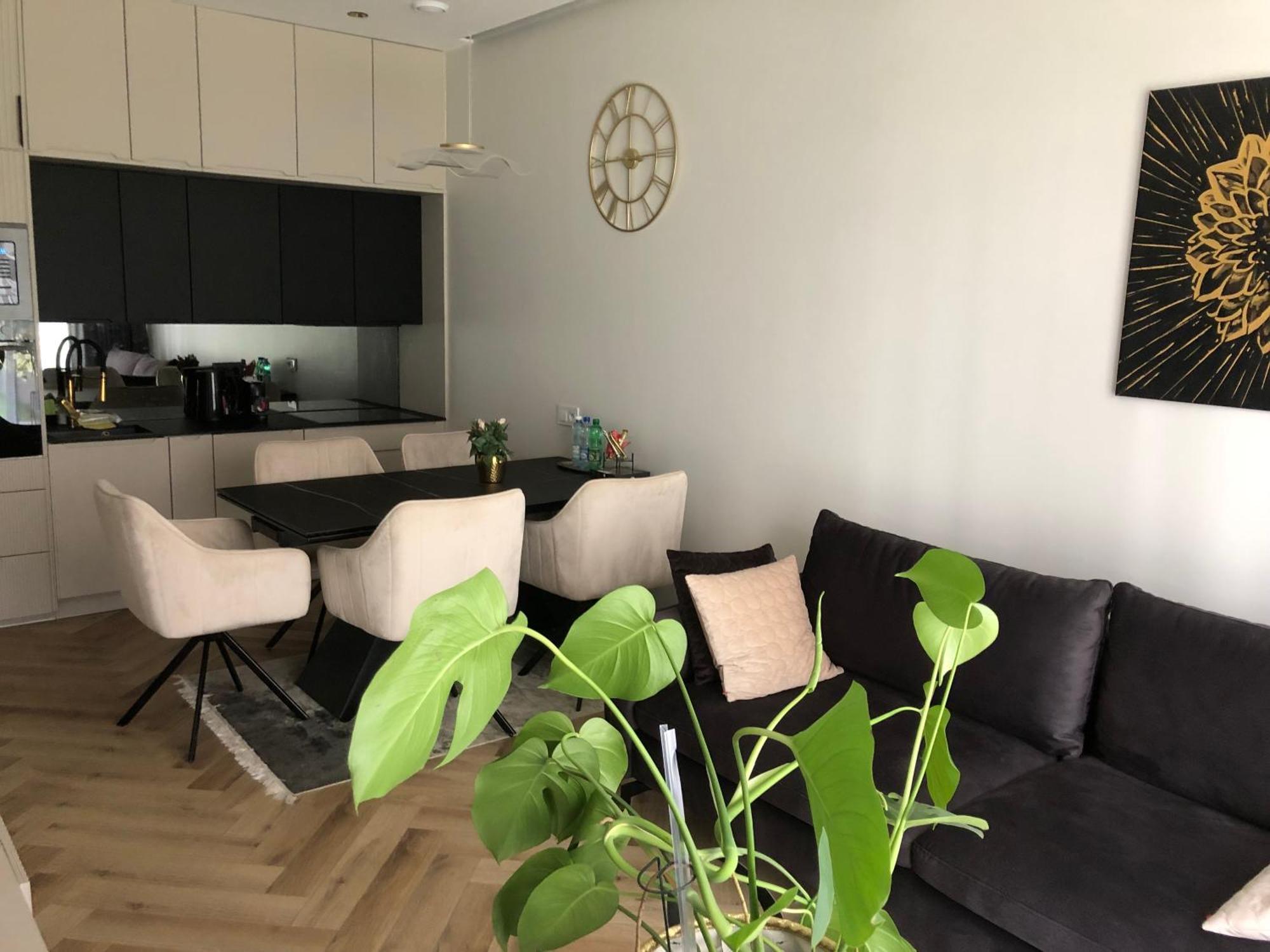 Komfortowe Apartamenty Kielce Klonowa ,Ogrodek, Garaz Podziemny, Samodzielne Wejscie Na Kod 24H Exteriér fotografie